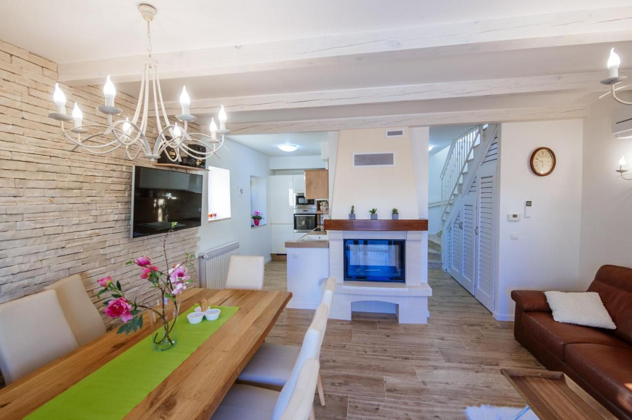 Villa Castello Coza Zadarvillas 빈예라크 외부 사진